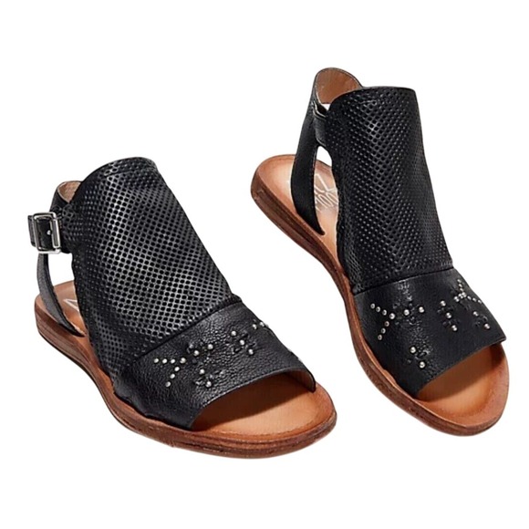 Miz Mooz Leather Ankle Strap Sandal Fifi Black Studded Detail Wide 7.5-8‎ Boho - Picture 1 of 11